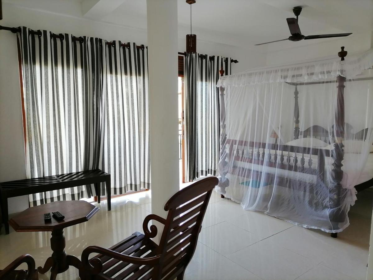 Seaview Deepal Villa Unawatuna Exterior photo